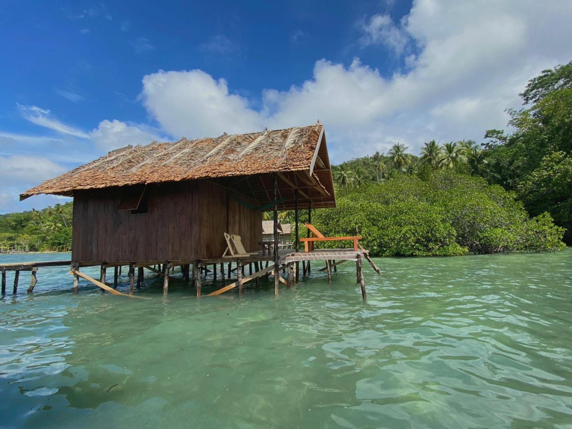Mansuar Raja Ampat Bungalows Kri Exterior foto
